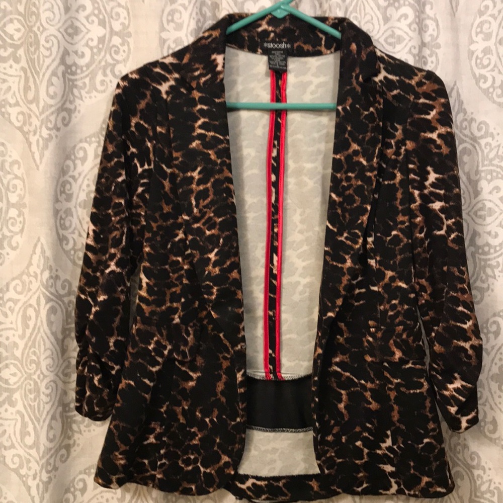 Leopard blazer